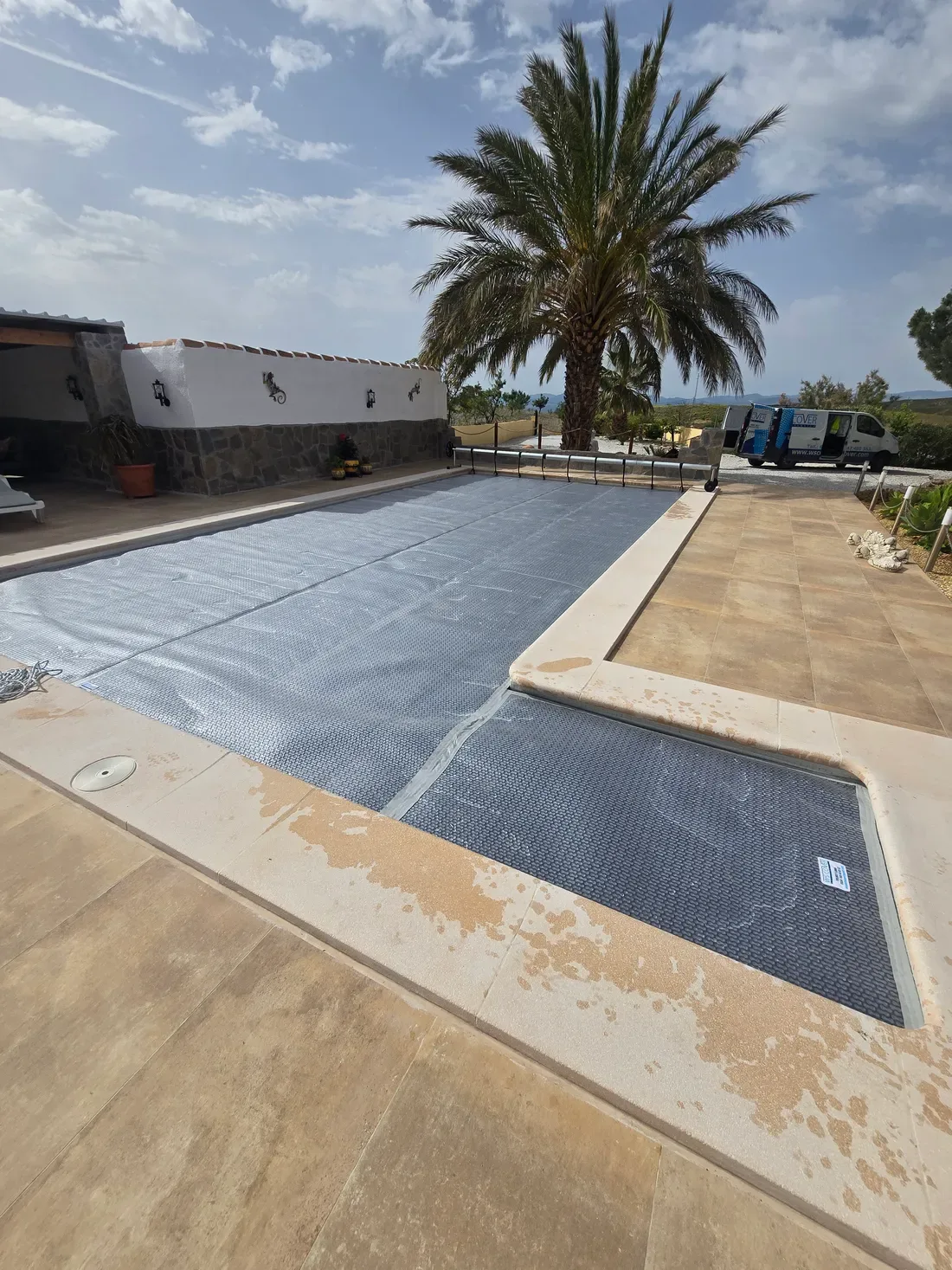 GeoBubble EnergyGuard en piscina en L